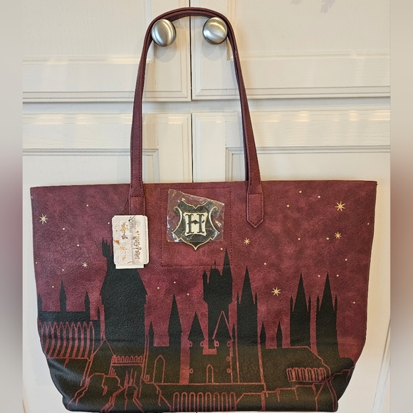 NWT Harry Potter Tote Bag - Picture 1 of 5